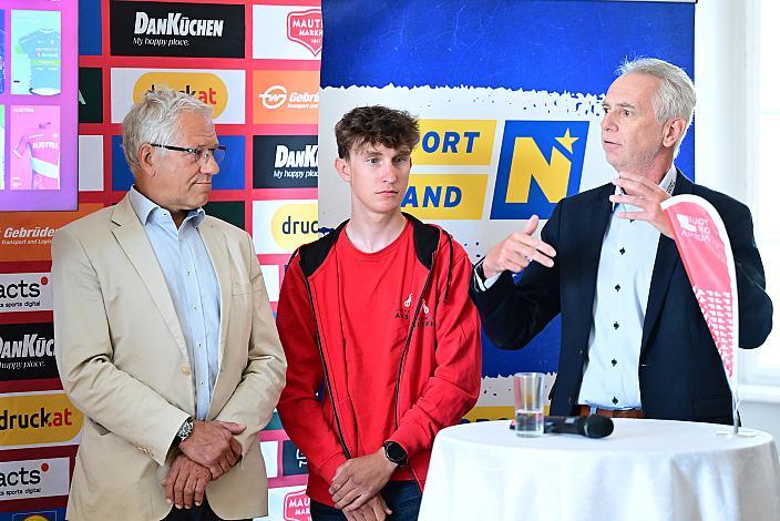 v.r.  Jürgen Brettschneider, LRV Präsident Niederösterreich, ⁠Alexander Hajek (AUT, Red Bull - Bora - hansgrohe), Ex-Radprofi Gerhard Zadrobilek (jüngster Toursieger der Geschichte)