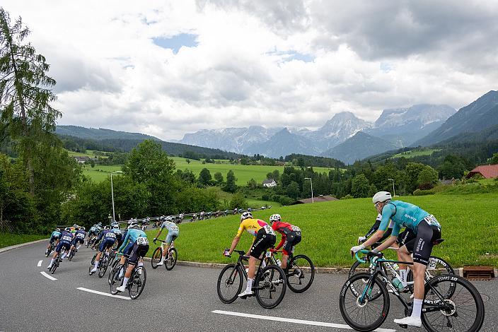Das Peleton bei Vorderstoder, 1. Etappe Steyr -  Steyr, Tour of Austria, Steyr Austria