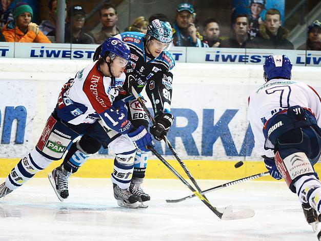 #91 Martin Grabher Meier, Linz und #13 Dennis Bozic und #7 Adam Naglich, KHL Medvescak Zagreb, EHC Liwest Black Wings Linz vs KHL Medvescak Zagreb, Zwischenrunde