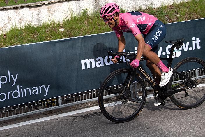 Richard Carapaz (ECU, Ineos Grenadiers) Stage 17 Ponte di Legno - Lavarone, 105. Giro d Italia, UCI Worl Tour