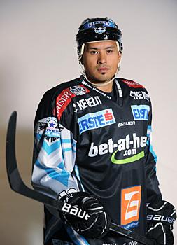 Rich Bronilla, Verteidiger, Liwest Black Wings Linz