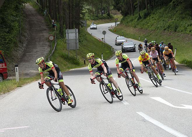 Team Vorarlberg Santic mit Rundfahrtssieger Jannik Steimle (GER, Team Vorarlberg Santic),  3. Etappe Traun - Ternberg, Radsport 10. Int. OOE Rundfahrt