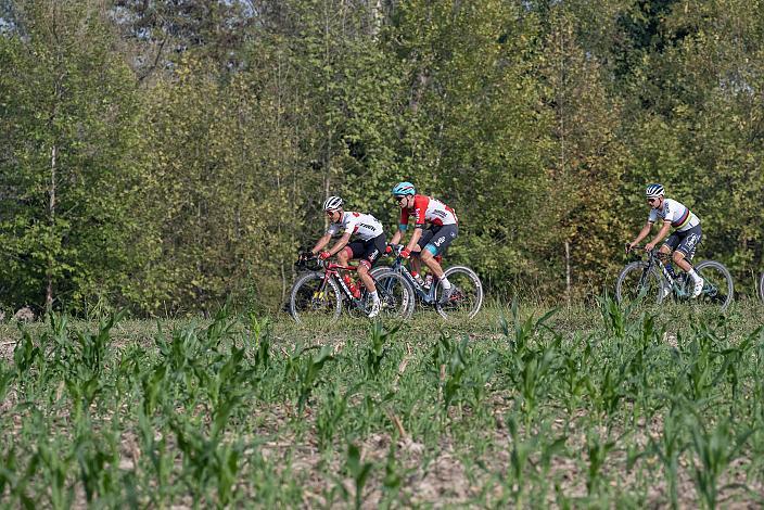 v.l. Emils Liepins (LAT, Trek-Segafredo), Florian Vermeersch (BEL, Lotto Soudal), Gianni Vermeersch (BEL, Alpecin-Deceunink), Serenissima Gravel, Porto Barricata - Piazzola sul Brenta 190,9 km