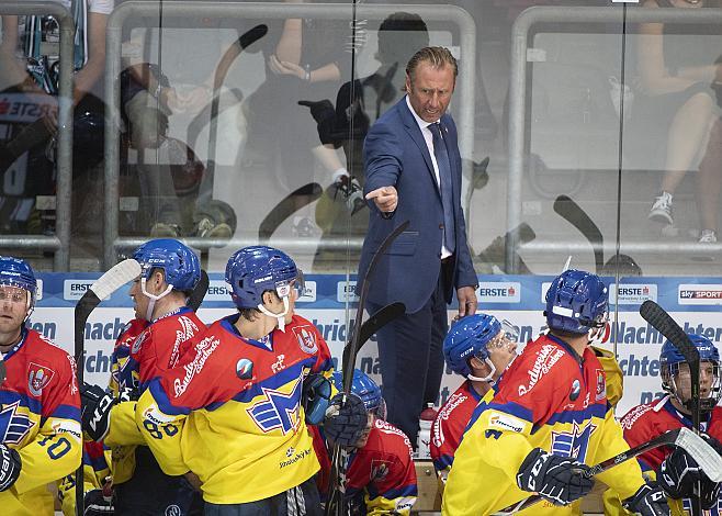 Coach Vaclav Prospal (CEZ Motor Ceske Budejovice) Eishockey Testspiel, EHC Liwest Black Wings - CEZ Motor Ceske Budejovice