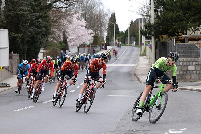 Edward Ravasi (ITA, Hrinkow Advarics), Alexander Hajek (AUT, Tirol KTM Cycling Team), Marco Schrettl (AUT, Tirol KTM Cycling Team)  Herren Elite, U23, Radliga, 62. Radsaison-Eröffnungsrennen Leonding, Oberösterreich 