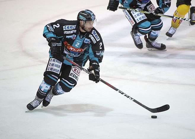 Aaron Brocklehurst (EHC Liwest Black Wings Linz)  EHC Liwest Black Wings Linz vs Vienna Capitals