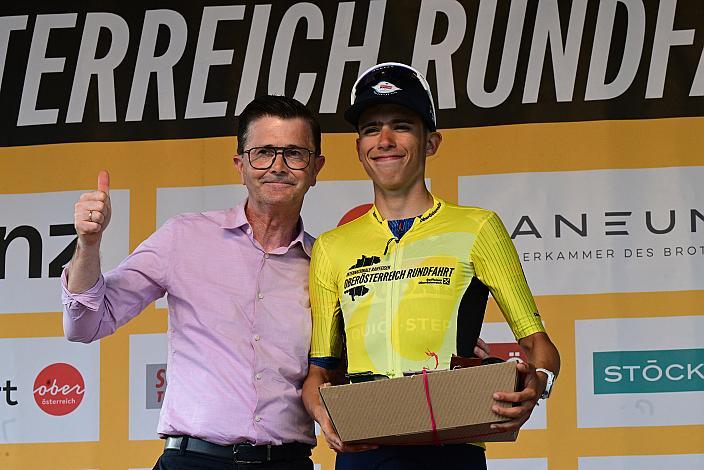 Im Gelben Trikot des Gesamtführenden Henrique Ribeiro Bravo (BRA, Soudal - Quickstep Devo Team) 3. Etappe Asten - Bad Schallerbach, Oberösterreich Rundfahrt