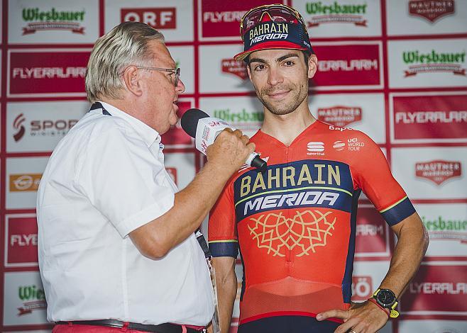 Giovanni Visconti (ITA, Bahrain Merida Pro Cycling Team) und Harald Mayer (Rundfahrtssprecher),  8. Etappe Scheibbs - Wels 70. Ã–sterreich Rundfahrt 