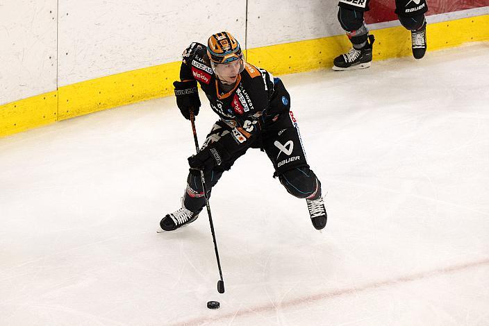 Niklas Bretschneider (Steinbach Black Wings Linz) Steinbach Black Wings Linz vs Migross Supermercati Asiago Hockey 1935, 14. Runde ICE Hockey League, Steinbach Black Wings Linz, Linz AG Eisarena 