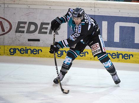 Joel Broda (EHC Liwest Black Wings Linz)  EHC Liwest Black Wings Linz vs KHL Medvescak Zagreb