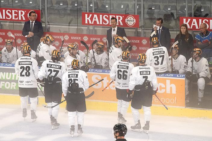 Time Out durch Head Coach Philipp Lukas (Steinbach Black Wings Linz) Steinbach Black Wings Linz vs Motor Ceske Budejovice, Win2day ICE Hockey League
