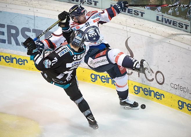 Kevin Moderer (EHC Liwest Black Wings Linz) und Jozef Balej (KHL Medvescak Zagreb)  EHC Liwest Black Wings Linz vs KHL Medvescak Zagreb, Platzierungsrunde