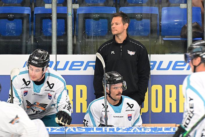 Head Coach Philipp Lukas (Steinbach Black Wings Linz) Start Eistraining, Linz AG Eisarena 