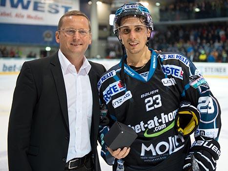 Spieler des Abends, Fabio Hofer,  EHC Liwest Black Wings Linz vs EC Red Bull Salzburg