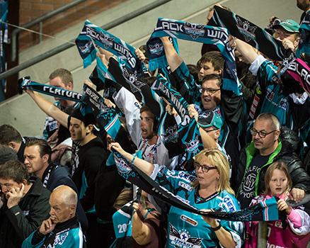 Fans EHC Liwest Black Wings Linz vs Dornbirner Eishockey Club