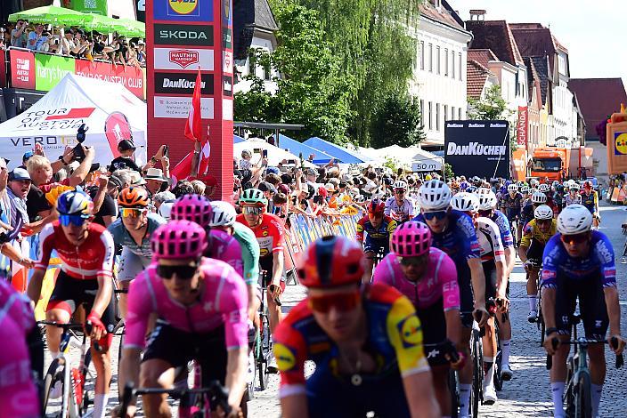 Führender in der Gesamtwertung, Rotes Skoda Trikot, Gregor Mühlberger (AUT, Austria), 4. Etappe von Steyr nach Steyr, 170,5km, Tour of Austria