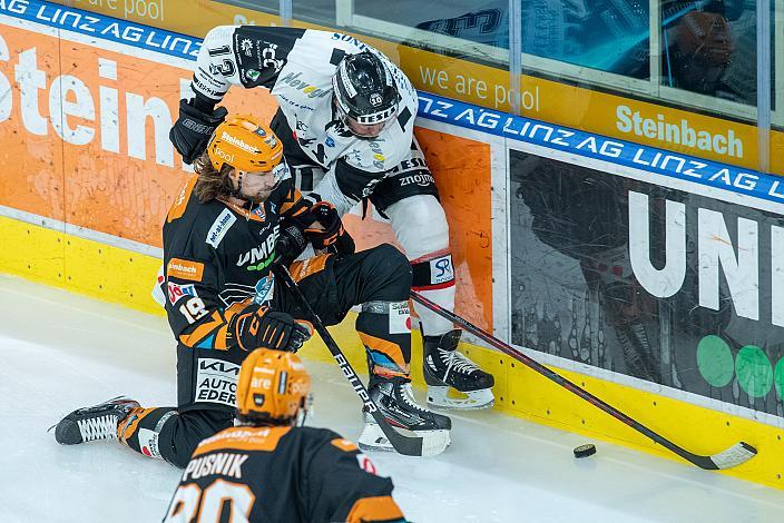 Kai Kantola (Steinbach Black Wings Linz), Joshua Brittain (Tesla Orli Znojmo), Steinbach Black Wings Linz vs Tesla Orli Znojmo, bet-at-home ICE Hockey League