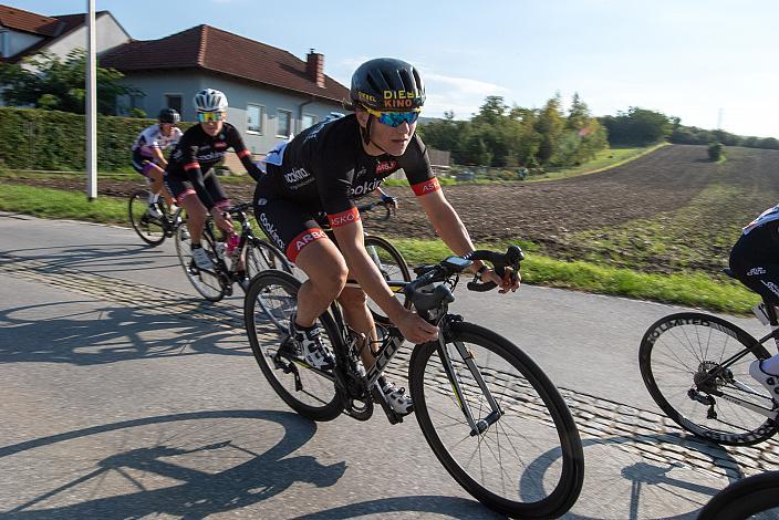 Siegerin Rennen Veronika Windisch (AUT, Team Cookina ARBÖ ASKÖ Graz RLM Stmk), 30. Peter Dittrich Gedenkrennen - Lagerhaus Korneuburg Grand Prix ÖRV RadLiga  Klein-Engersdorf, Damen 