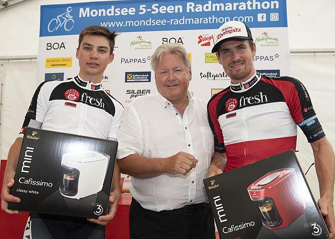 Cupwertung, v.l. Markus Wildauer (AUT, Tirol KTM Cycling Team), Dir. Harald Mayer, (Ã–RV PrÃ¤sident), Stephan Rabitsch (AUT, Team Felbermayr Simplon Wels) Herren Elite Rad Strassen Staatsmeisterschaft, Mondsee