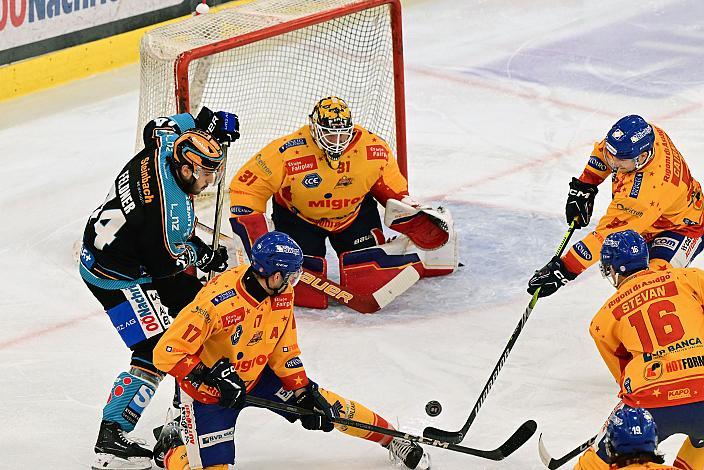 Nico Feldner (Steinbach Black Wings Linz), Lorenzo Casetti (Migross Supermercati Asiago Hockey 1935), Tormann Evan Cowley Stevenson (Migross Supermercati Asiago Hockey 1935), Michele Stevan (Migross Supermercati Asiago Hockey 1935),  Win2Day ICE Hockey League,  Steinbach Black Wings Linz vs  Migross Supermercati Asiago Hockey 1935,  Linz AG Eisarena 