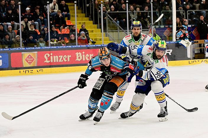 Patrick Holway  (EC iDM Wärmepumpen VSV), Graham Knott (Steinbach Black Wings Linz) Win2Day ICE Hockey League,  Steinbach Black Wings Linz vs EC iDM Wärmepumpen VSV,  Linz AG Eisarena