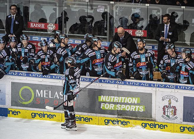 Linz feiert, EHC Liwest Black Wings Linz - HC TWK Innsbruck  Die Haie