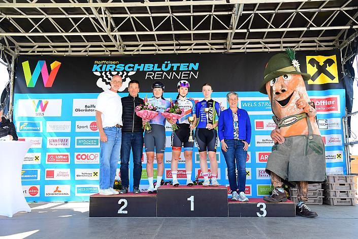 2. platz Leni Burger (GER), Beste Juniorin Isabell Schebesta (AUT, ARBÖ Sparkasse Pernitz), 3. Platz. Rebeka Gonza (SLO)  Damen Elite, U23, Road Cycling League Austria, 64. Raika Kirschbluetenrennen, Wels, Oberösterreich