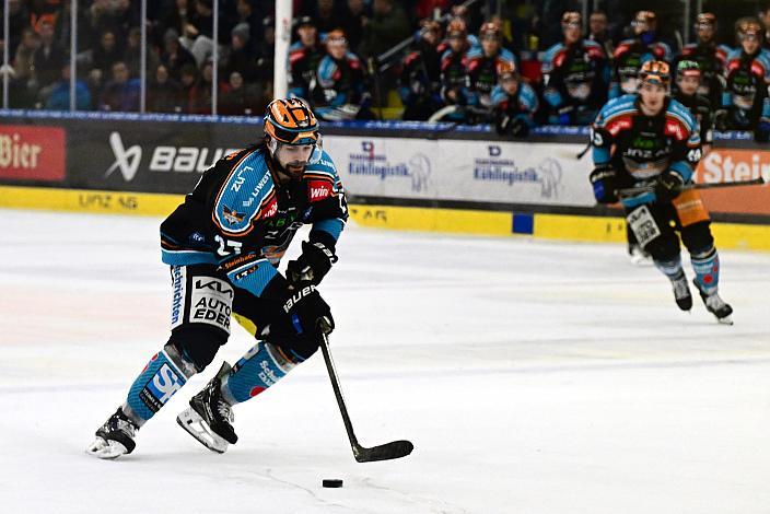 Shawn St.Amant (Steinbach Black Wings Linz)  Win2Day ICE Hockey League,  Steinbach Black Wings Linz vs Spusu Vienna Capitals,  Linz AG Eisarena 