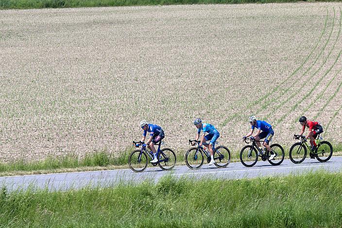 die Ausreiser mit Daan Soete (BEL, Team Deschacht - Group Hens - Containers Maes), Joran Wyseure (BEL, Alpecin-Deceuninck Development Team), Eric Lutter (GER, pus Benotti), Matej Drinovec (Arbö Feld am See),  1. Etappe Eferding - Geinberg, Int. Raiffeisen Oberösterreich Rundfahrt UCI Kat. 2.2