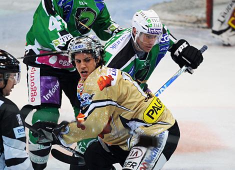 Matthias Schwab Liwest Black Wings Linz vs. HDD TILIA Olimpija Ljubljana