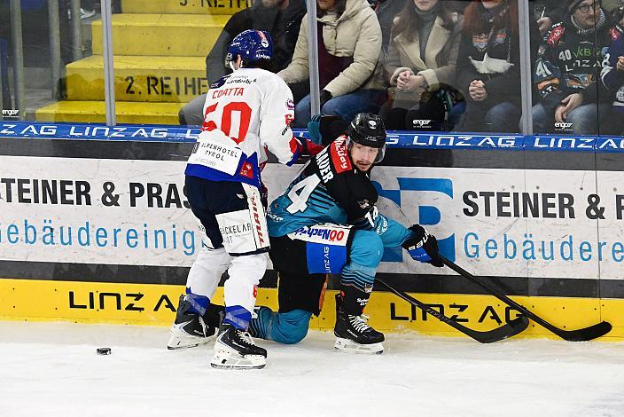Henrik Neubauer (Steinbach Black Wings Linz), Max Coatta (HC TIWAG Innsbruck - Die Haie), 33. Runde ICE, Steinbach Black Wings Linz vs HC Innsbruck, Linz AG Eisarena 