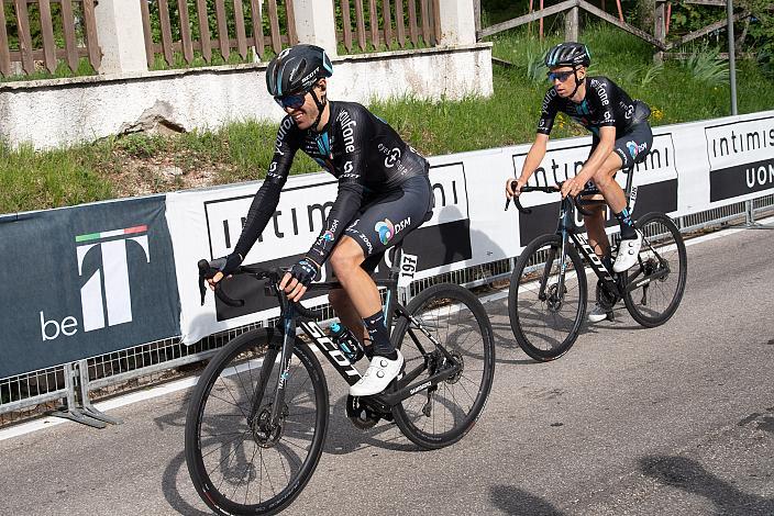 Chris Hamiltin (AUS, Team DSM), Martijn Tusveld (NED, Team DSM), Stage 17 Ponte di Legno - Lavarone, 105. Giro d Italia, UCI Worl Tour