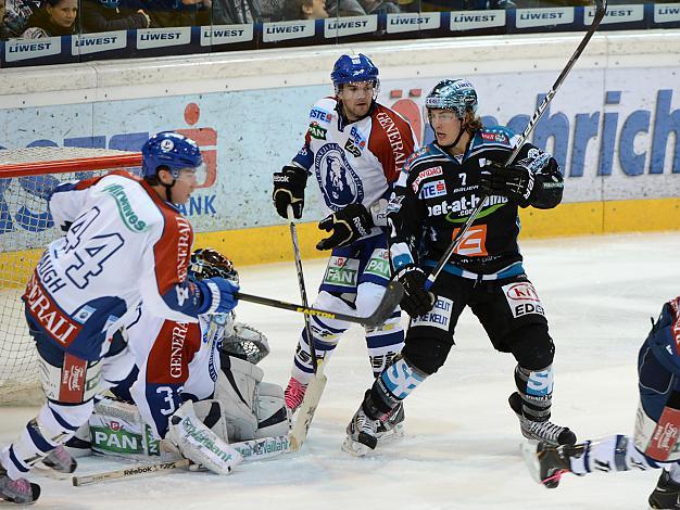 Brian Lebler im Angriff, EHC Liwest Black Wings Linz vs KHL Medvescak Zagreb