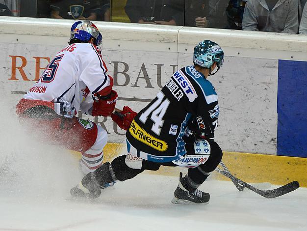 Daniel Oberkofler, Linz und Robert Davison, Salzburg. EHC Liwest Black Wings Linz vs EC Red Bull Salzburg