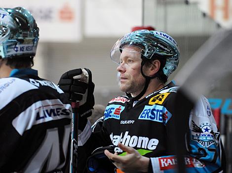 Verteidiger Jan-Axel Alavaara, Linz, EHC Liwest Black Wings Linz vs. UPC Vienna Capitals, Viertelfinale