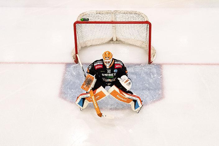 Tormann Rasmus Tirronen (Steinbach Black Wings Linz) Steinbach Black Wings Linz vs HCB Südtirol Alperia, Viertelfinale, 6. Runde ICE Hockey League, Linz AG Eisarena 