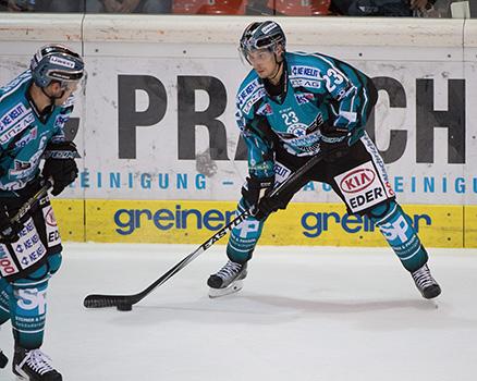 Fabio Hofer (EHC Liwest Black Wings Linz), EHC Liwest Black Wings Linz vs HCB Suedtirol Alperia