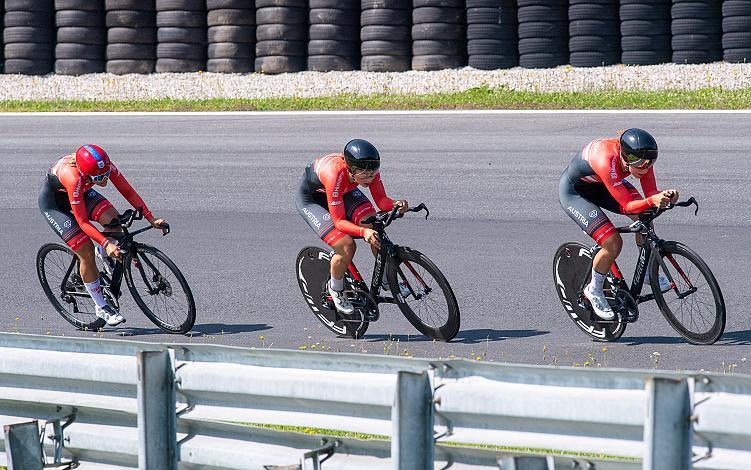 Sarah Rijkes (AUT, Ceratizit WNT Pro Cycling Team), Christina Schweinberger (AUT, Doltcini - Van Eyck Sport) , Kathrin Schweinberger (AUT, Doltcini - Van Eyck Sport), Teamzeitfahren MYGYM Master Race am Salzburg Ring, Zeitfahren, ÖRV RadLiga, Radsport, Radliga, ÖRV, Damen Elite, 