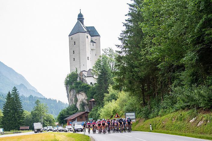 Das Feld des Damenrennens bei Mariastein Elite Damen, Österreichische Meisterschaft Strassenrennen, Kufstein, Tirol