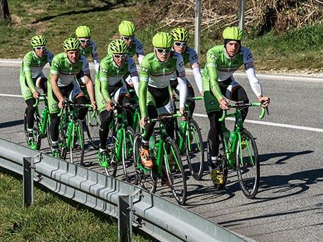 v.l.  Sebastian Baldauf, Andreas Mueller, Clemens Fankhauser, Josef Benetseder, Andreas Hofer, Dominik Hrinkow, Alexander Meier, Andreas Graf, Hrinkow Adverics Cycleang Team