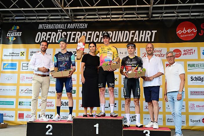 2. Platz Valentin Hofer (AUT, Bahrain Victorious Development Team), Sieger Kilian Feurstein (AUT, Team Vorarlberg), 3. Platz Michael Boros (CZE, KASPER CRYPTO4ME) 3. Etappe Asten - Bad Schallerbach, Oberösterreich Rundfahrt
