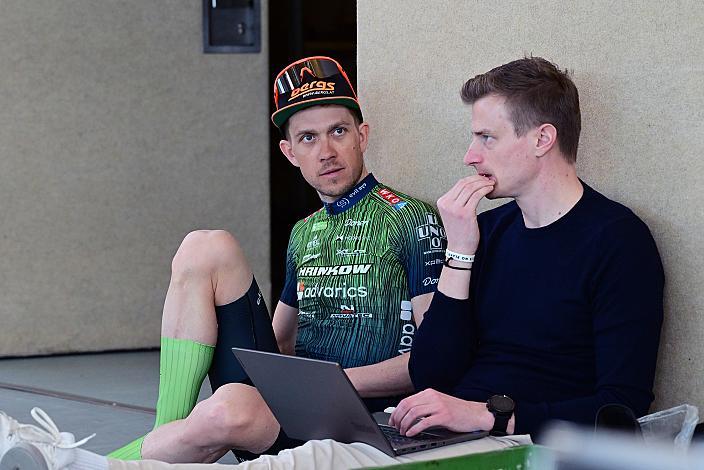 Pressesprecher Florian Wieshofer und Riccardo Zoidl (AUT, Hrinkow Advarics), Teampräsentation, Steyr, Team Hrinkow Advarics Cycleang, UCI Continental Team, 