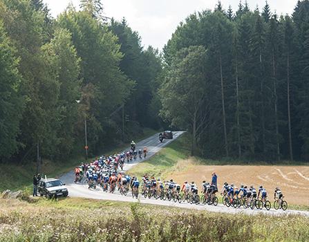 Das Hauptfeld des Velothon Stockholm.