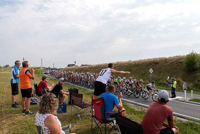 Fans bei Arnreit 46. Int. Keine Sorgen,  Junioren Rundfahrt UCI Kat. MJ 2.1, 2. Etappe Rohrbach - Rohrbach