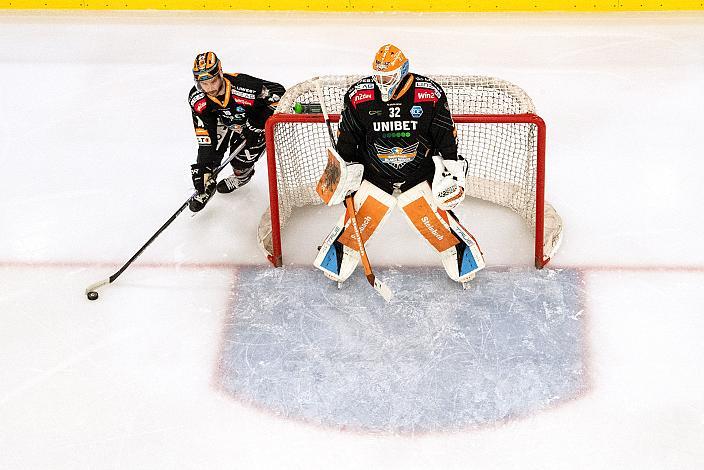 Marc-Andre Dorion (Steinbach Black Wings Linz), Tormann Rasmus Tirronen (Steinbach Black Wings Linz) Steinbach Black Wings Linz vs HCB Südtirol Alperia, Viertelfinale, 6. Runde ICE Hockey League, Linz AG Eisarena 