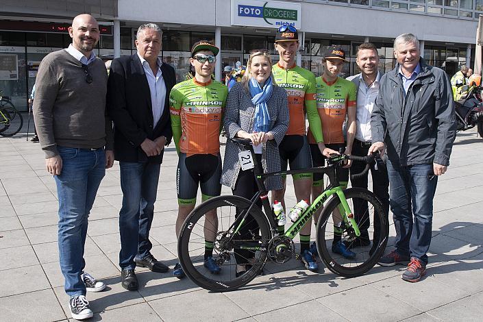 Team Hrinkow Advarics Cycleang  mit der VizebÃ¼rgermeisterin Dr. Sabine Naderer-Jelinek, Leonding 59. Rad SaisonerÃ¶ffnungsrennen Leonding, Rad Bundesliga 2019