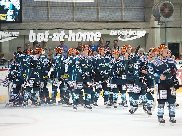 Linz gewinnt das Eroeffungsspiel gegen Graz, EHC Liwest Black Wings Linz vs Moser Medical Graz 99ers