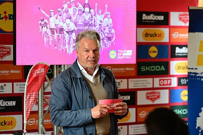 Thomas Pupp (Tour Direktor, Tour of Austria) Pressekonferenz 5. Etappe Startort Langenlois NÖ; Herren Elite, Tour of Austria