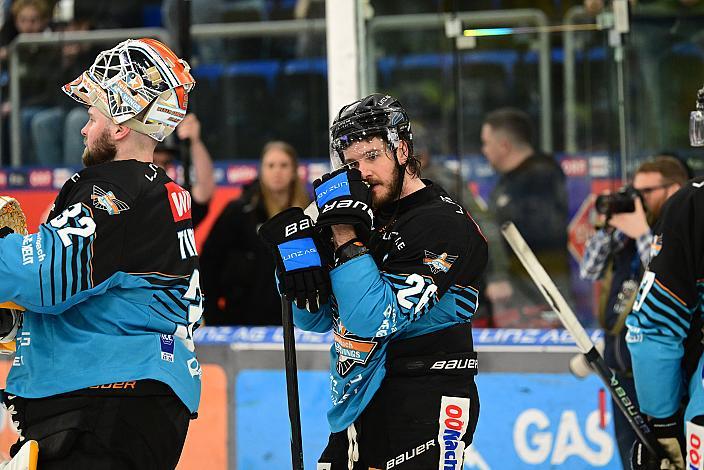 Travis Barron (Steinbach Black Wings Linz) Saisonende in Linz, Spiel 2 Pre-Playoffs,  ICE, Steinbach Black Wings Linz vs EC iDM Wärmepumpen VSV, Linz AG Eisarena 