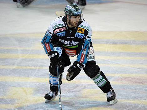 Michael Mayr, Verteidiger, Linz, EHC Liwest Black Wings Linz vs. HDD Tilia Olimpija Ljubljana, 3. Semifinale